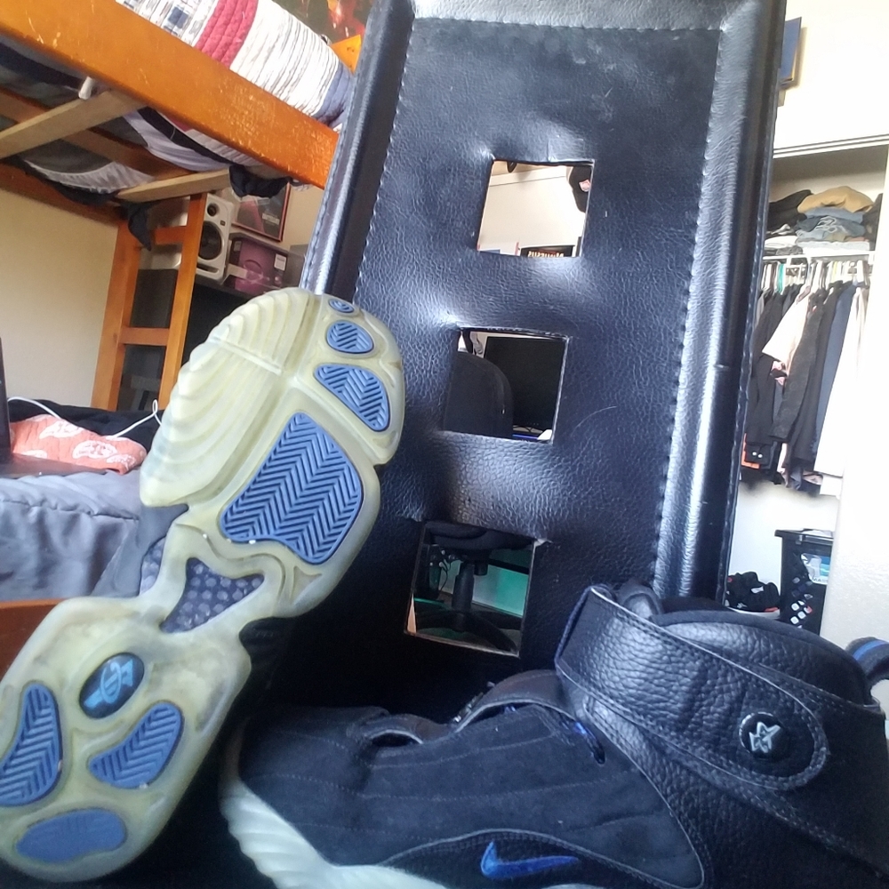 NIKE Air penny 4 Orlando Retro black and blue